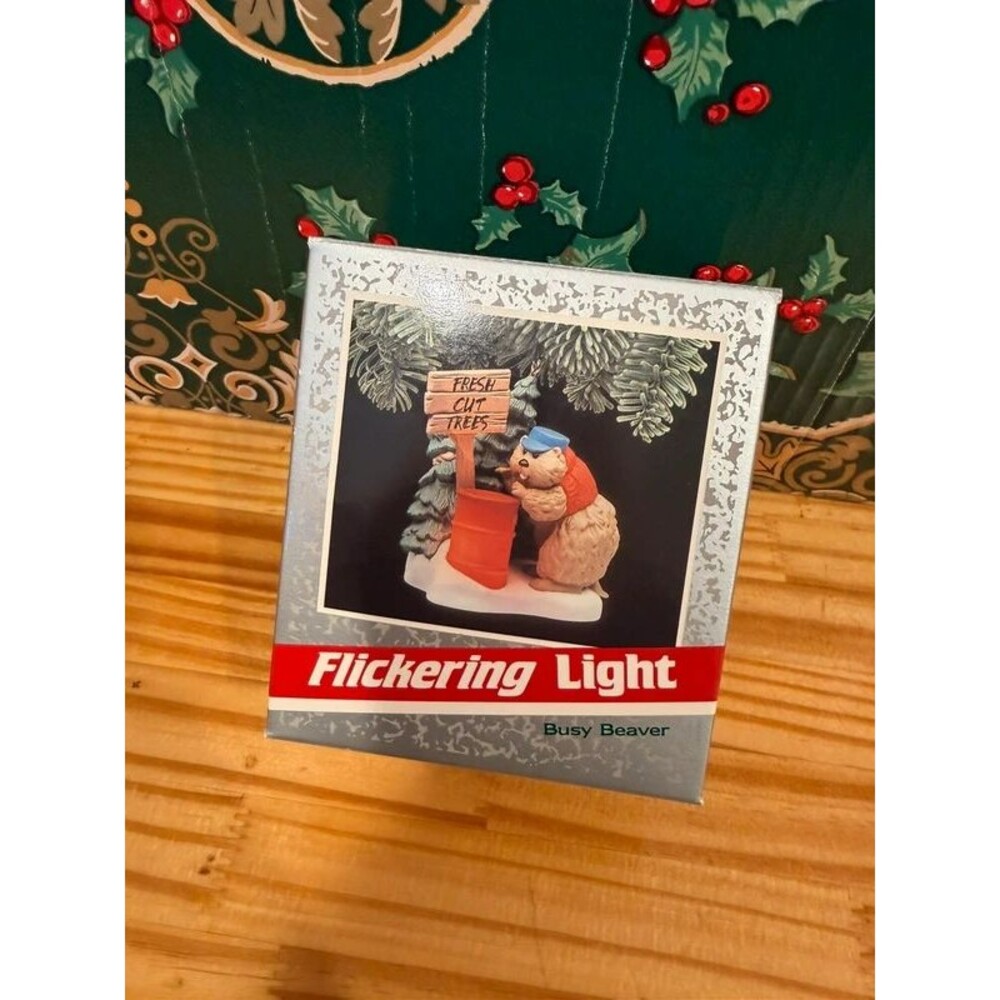 Vintage Hallmark Busy Beaver Flickering Light Magic Ornament Original Box Tested